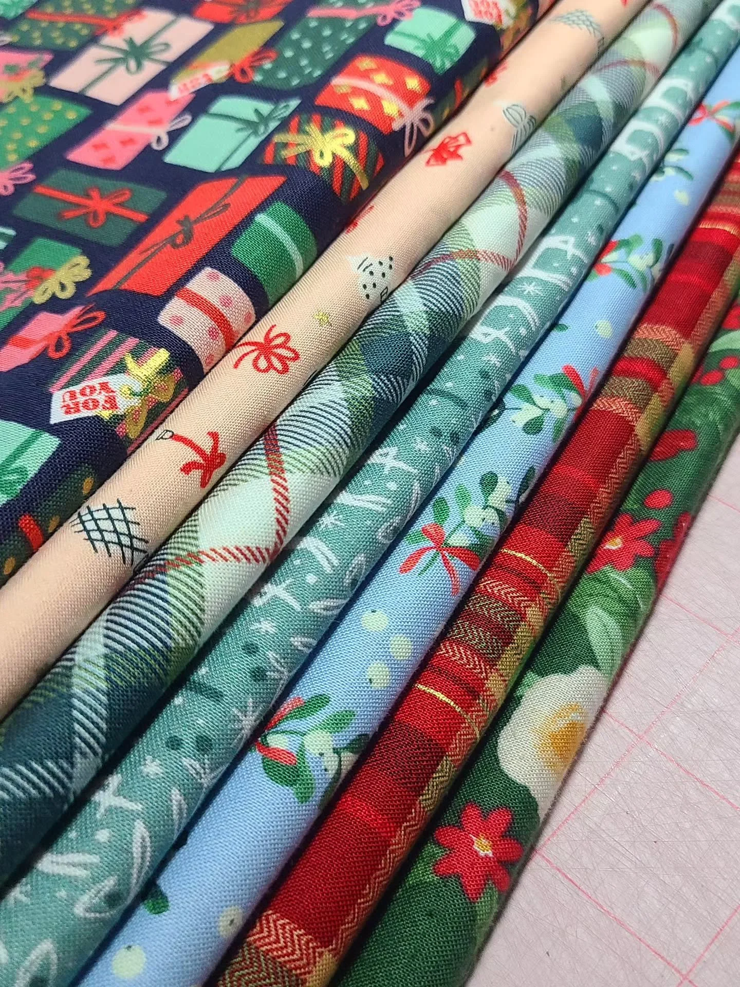 It's almost that time of year...🎄

Stay tuned!

#sneakpeek #comingsoon