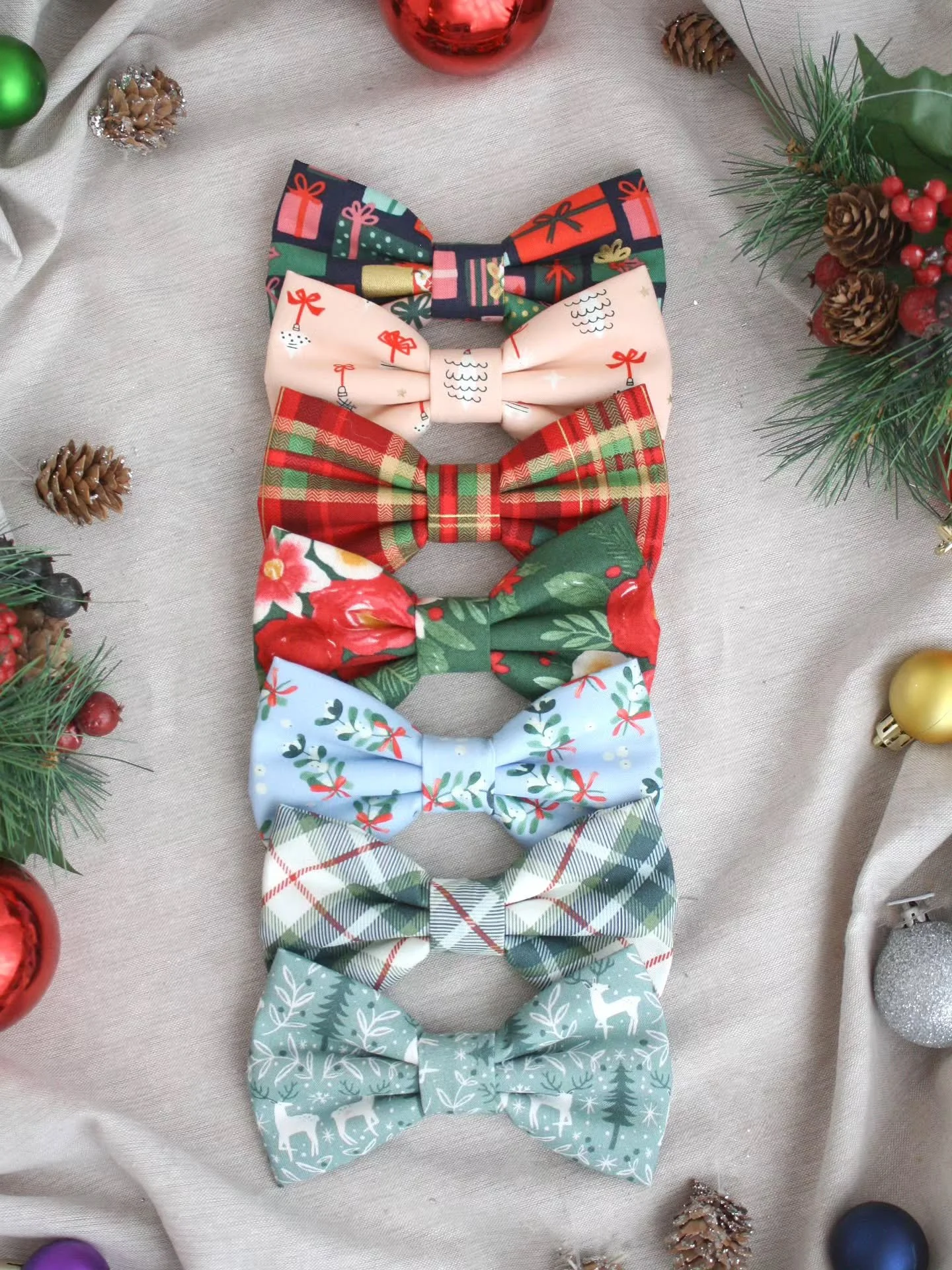 #sneakpeek 
Up next...we have for you, bow ties and bows to coordinate with the collars. Did you see our previous collar sneak peek?

Arriving this Friday!