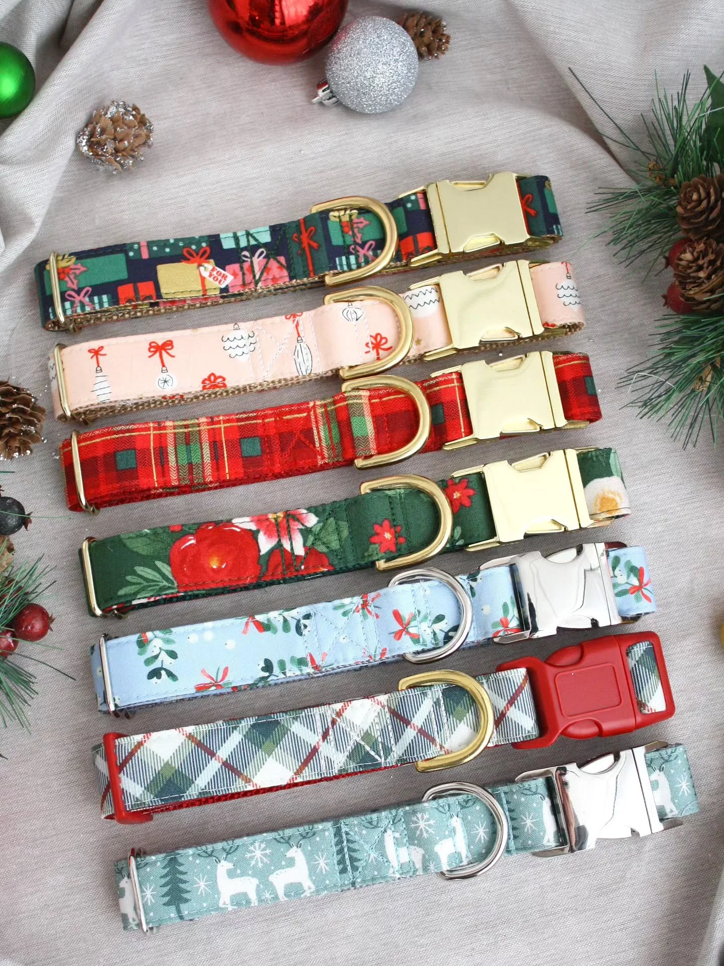 #sneakpeek 

First look at what we have coming up for our Holiday Collection this year. 🎄

7 brand new designs for your pups and kitties to get ready for the celebration. (Truth be told....I had to stop myself at 7... otherwise, we would never get i