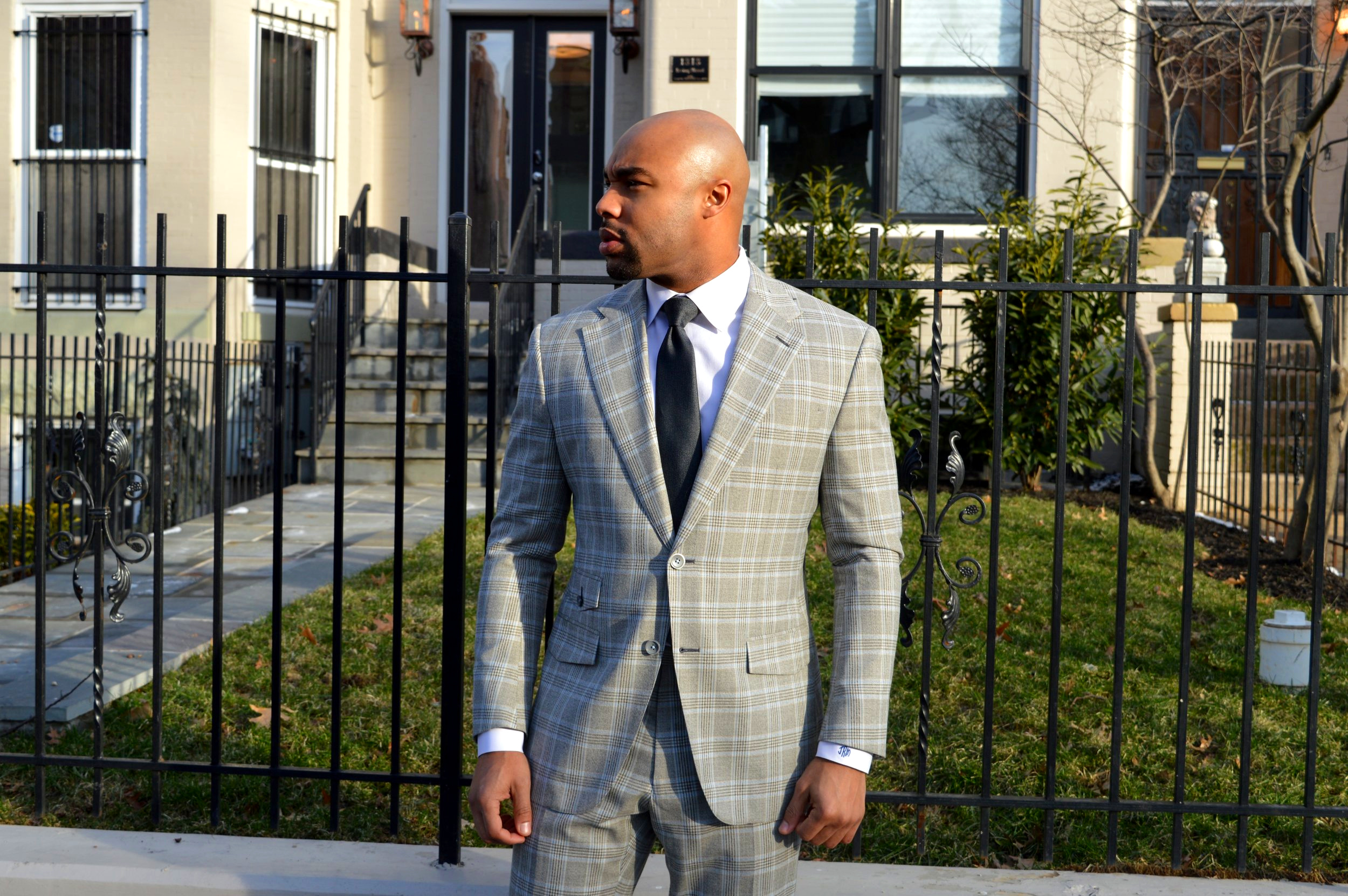  Custom Fit・Style・Service   Tailored suits and shirts designed to fit you; not the rack.     SCHEDULE A FITTING   