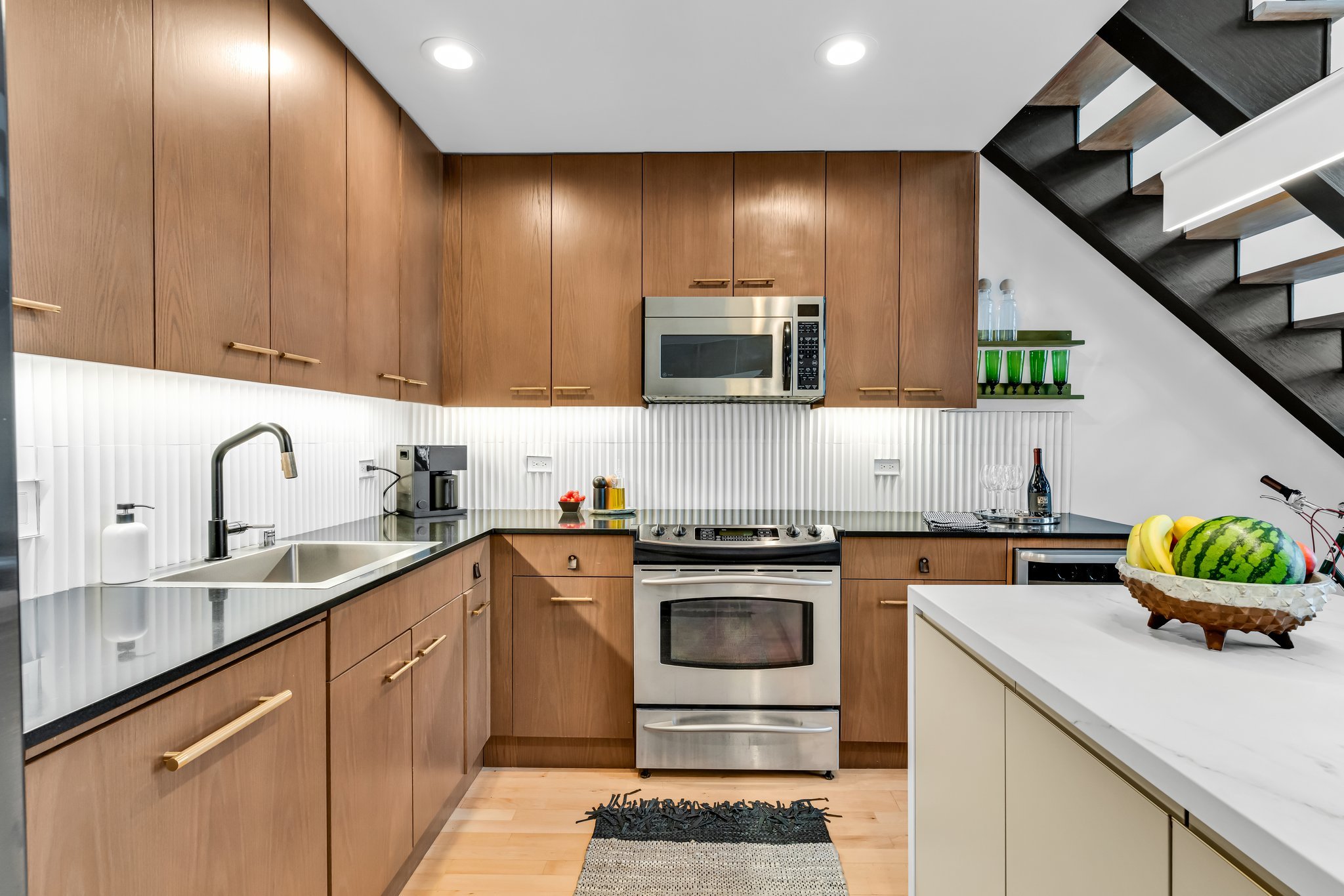 311 Oak St #102, Oakland, CA 94607