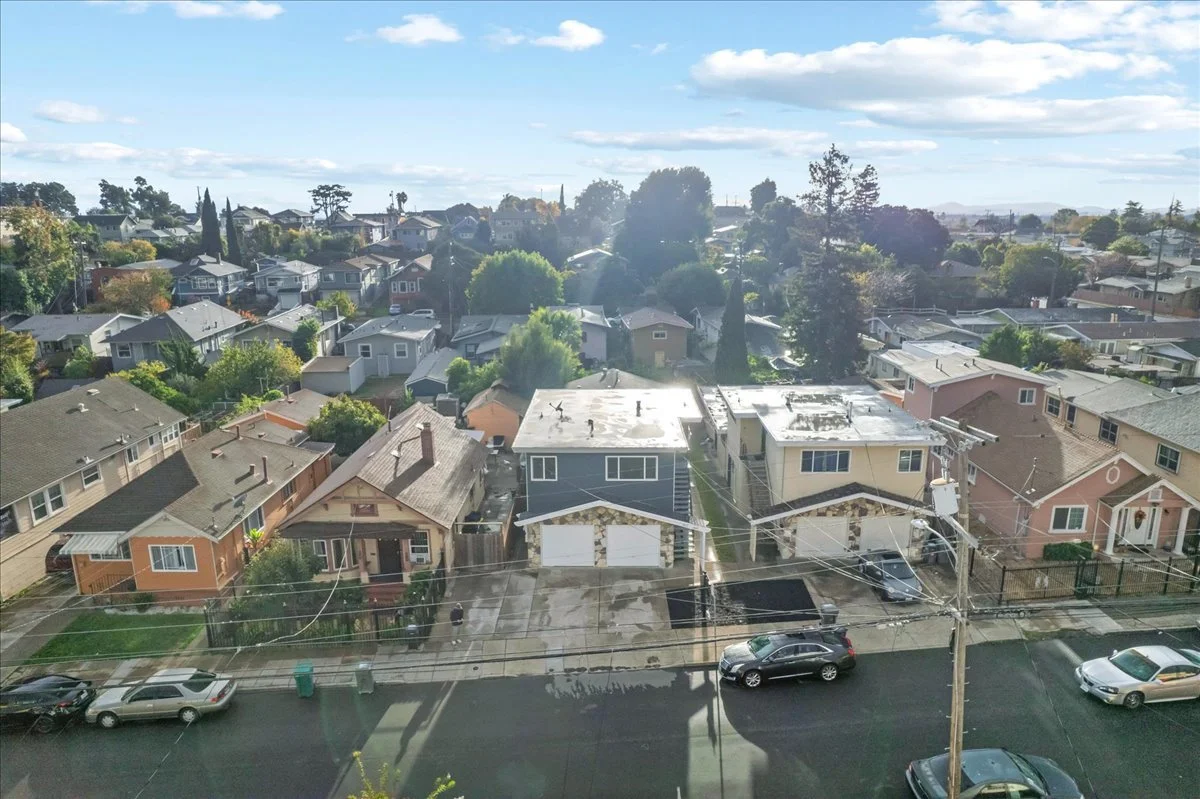 3829 Brookdale Ave, Oakland, CA 94619