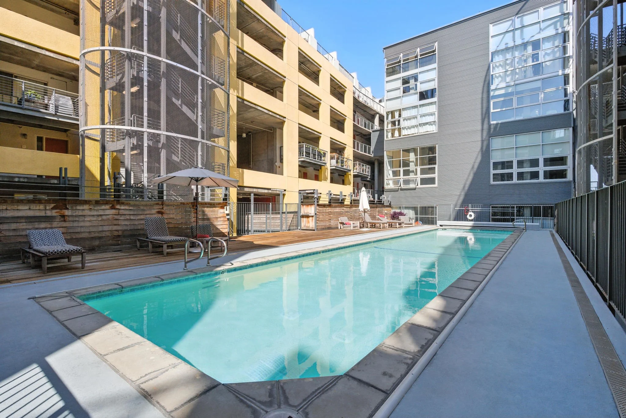 311 Oak St #102, Oakland, CA 94607