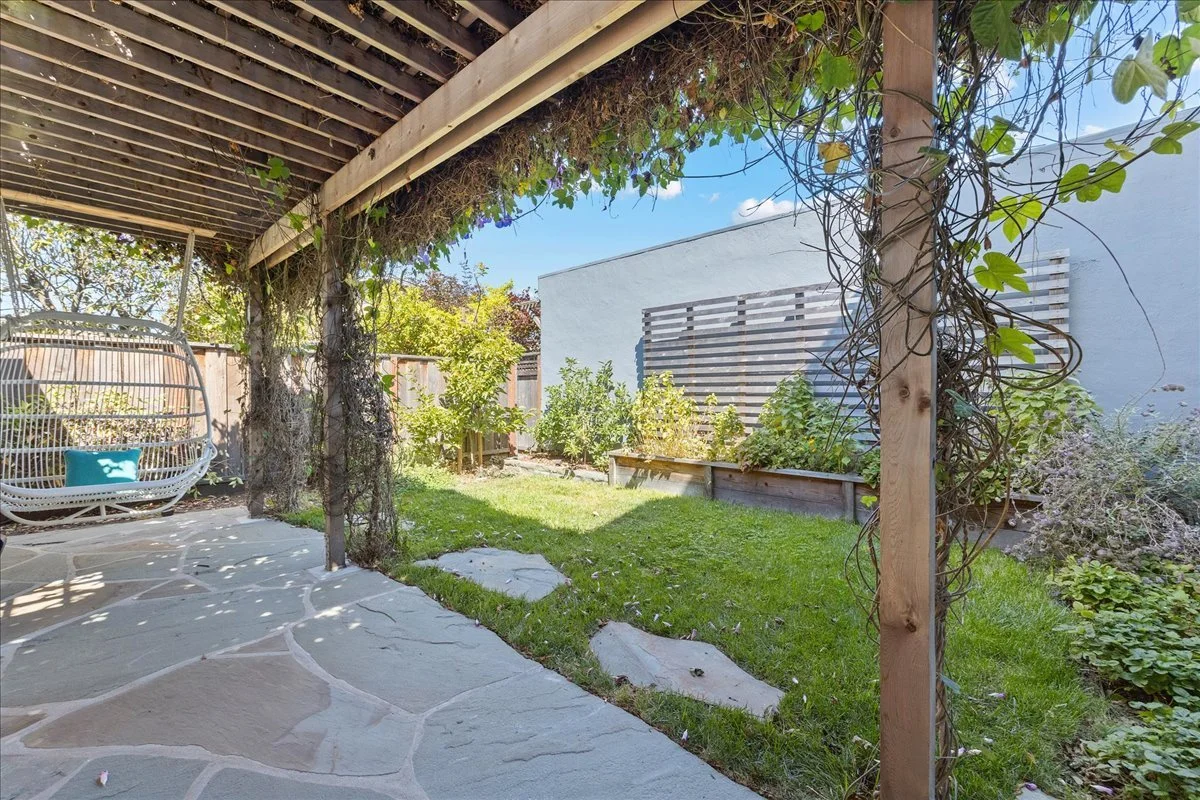 1026 Ventura Ave, Albany, CA 94706