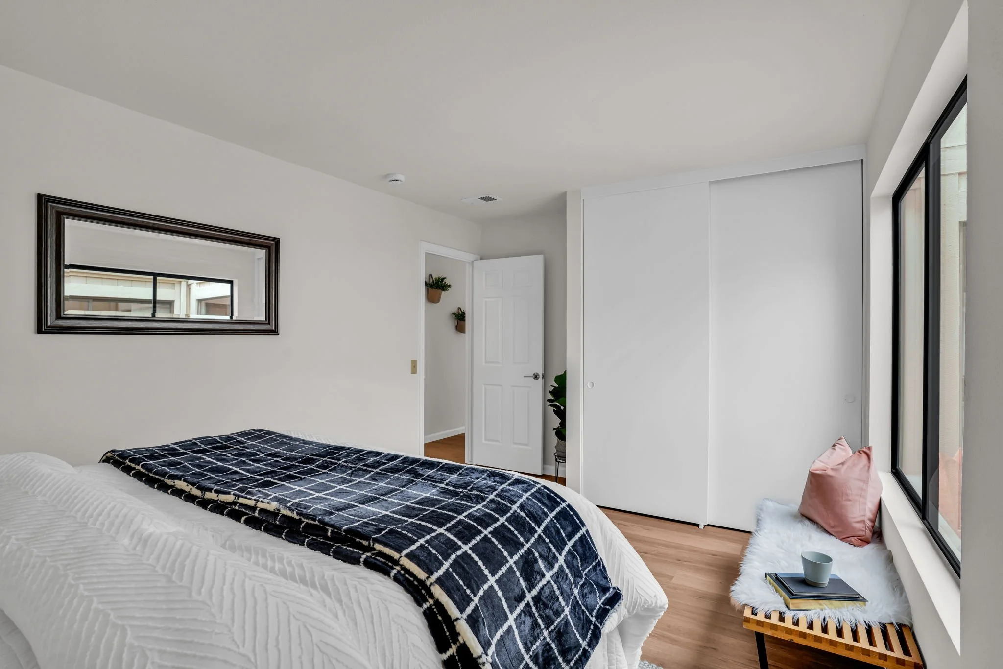 121 Brighton Rd, Alameda, CA 94502