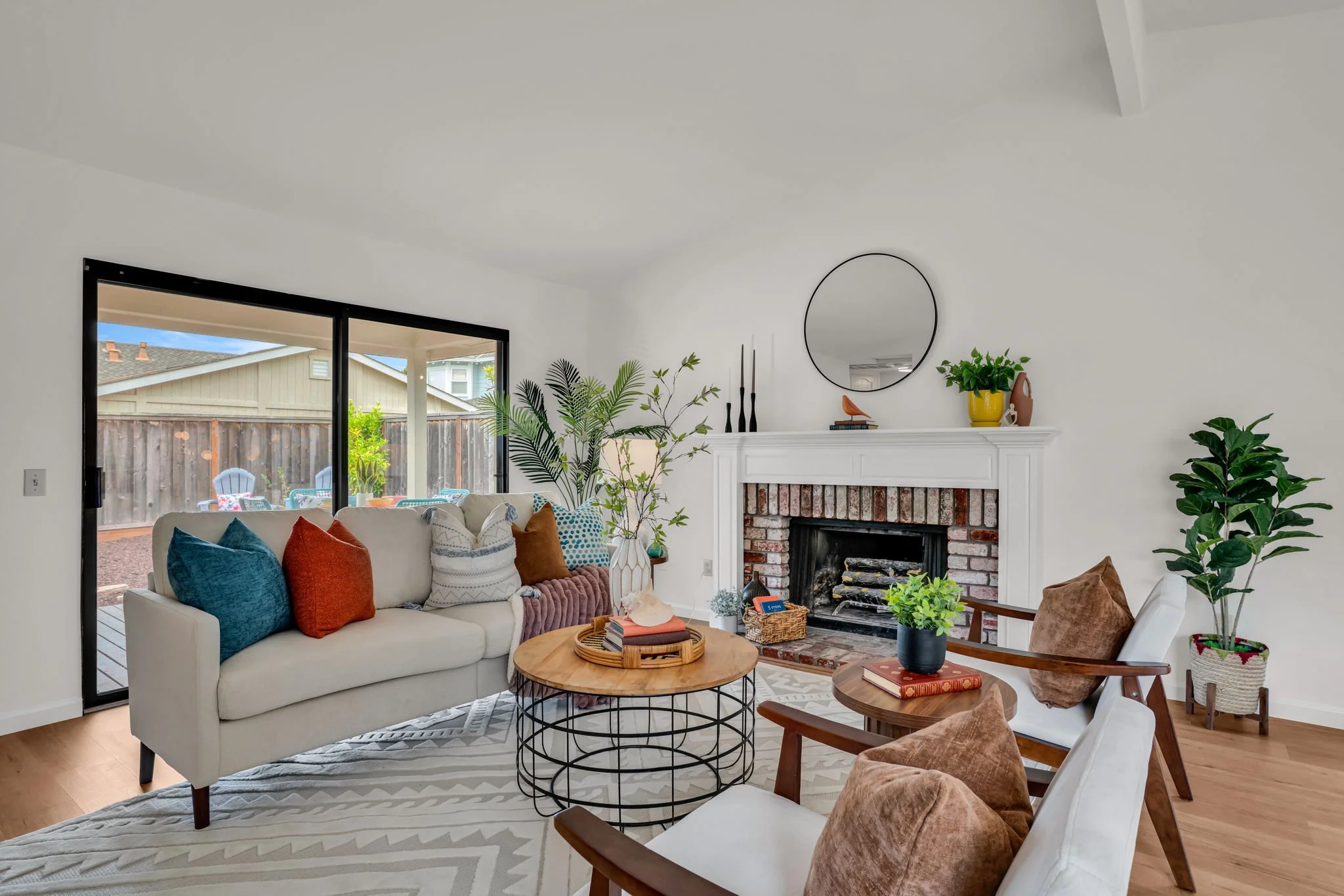 121 Brighton Rd, Alameda, CA 94502