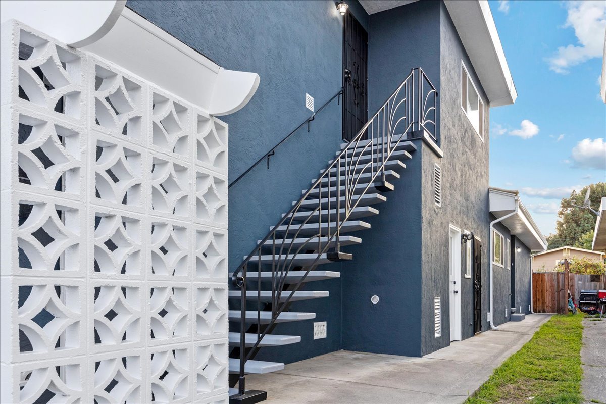 3829 Brookdale Ave, Oakland, CA 94619