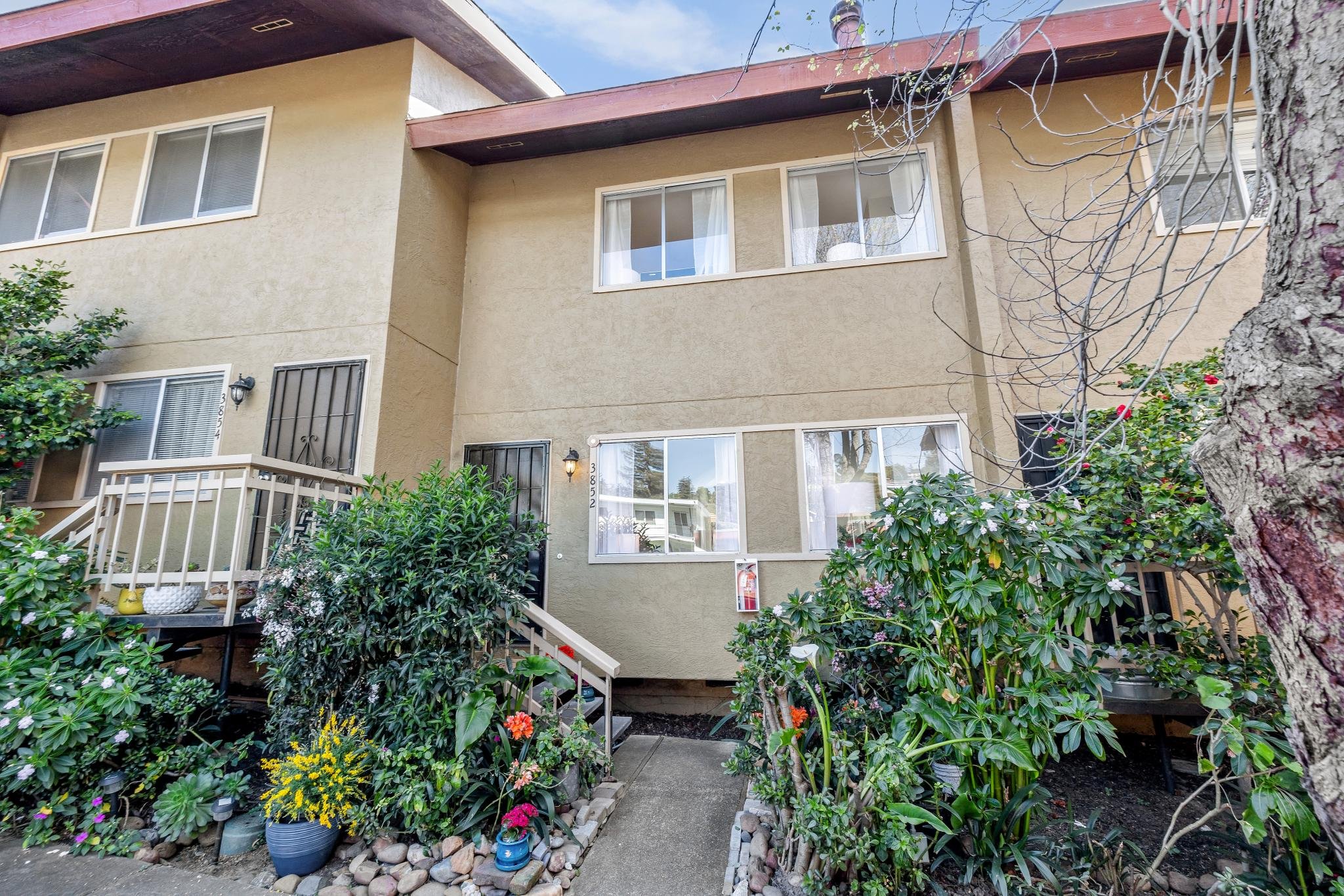 3852 Maybelle Ave, Unit 5, Oakland, CA 94619