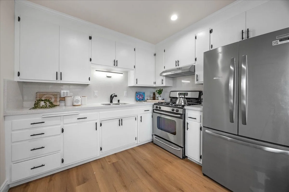 3829 Brookdale Ave, Oakland, CA 94619