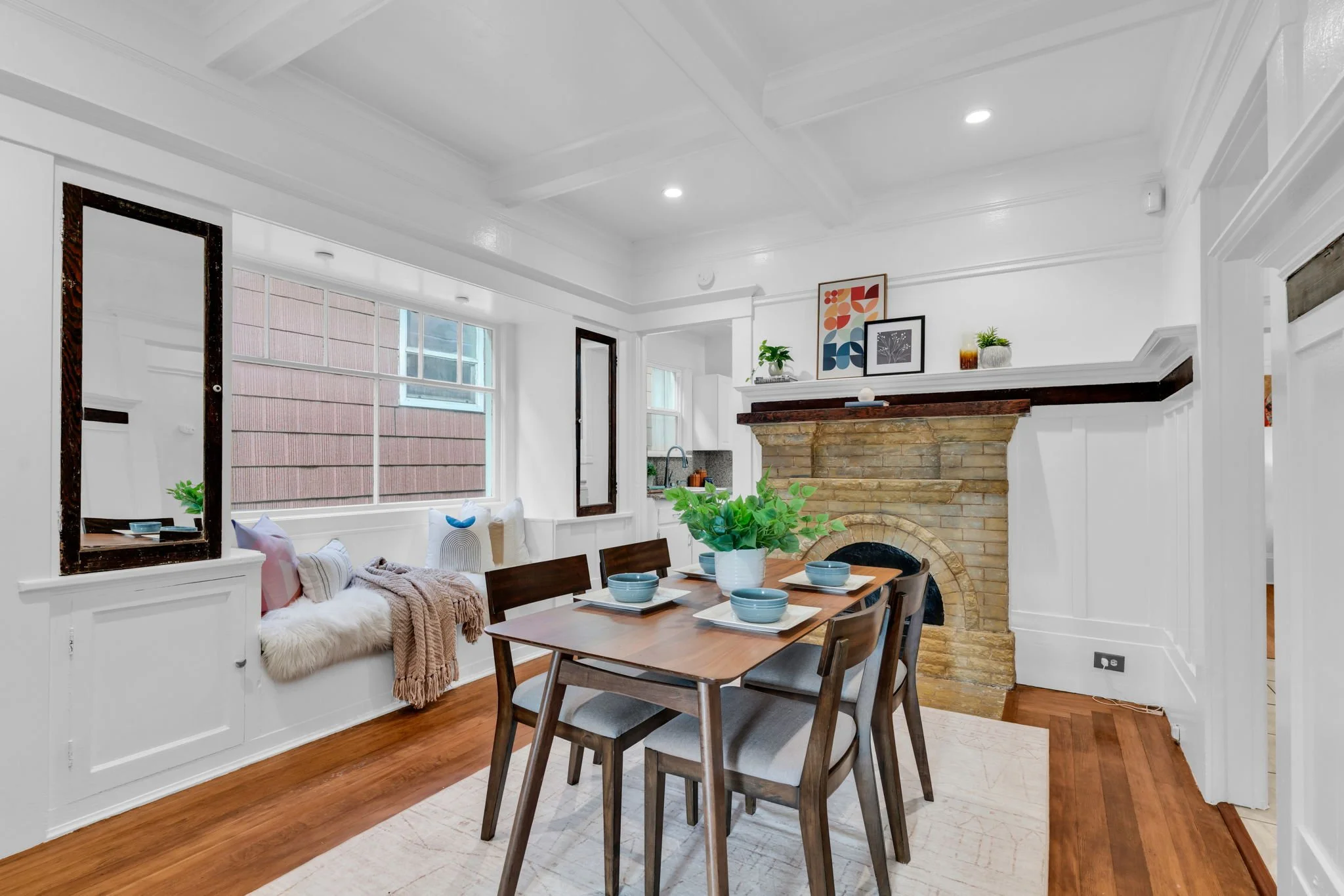 1034 E 21st St, Oakland, CA 94606