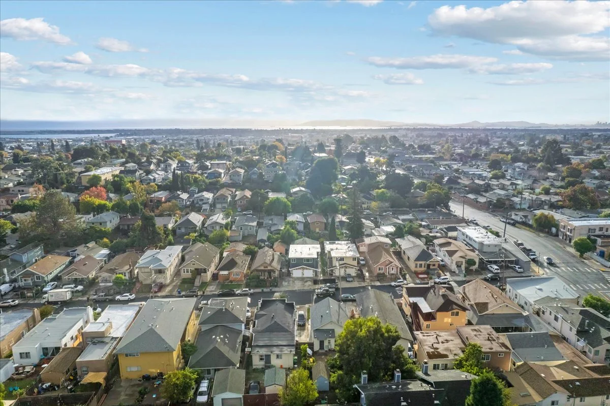 3829 Brookdale Ave, Oakland, CA 94619