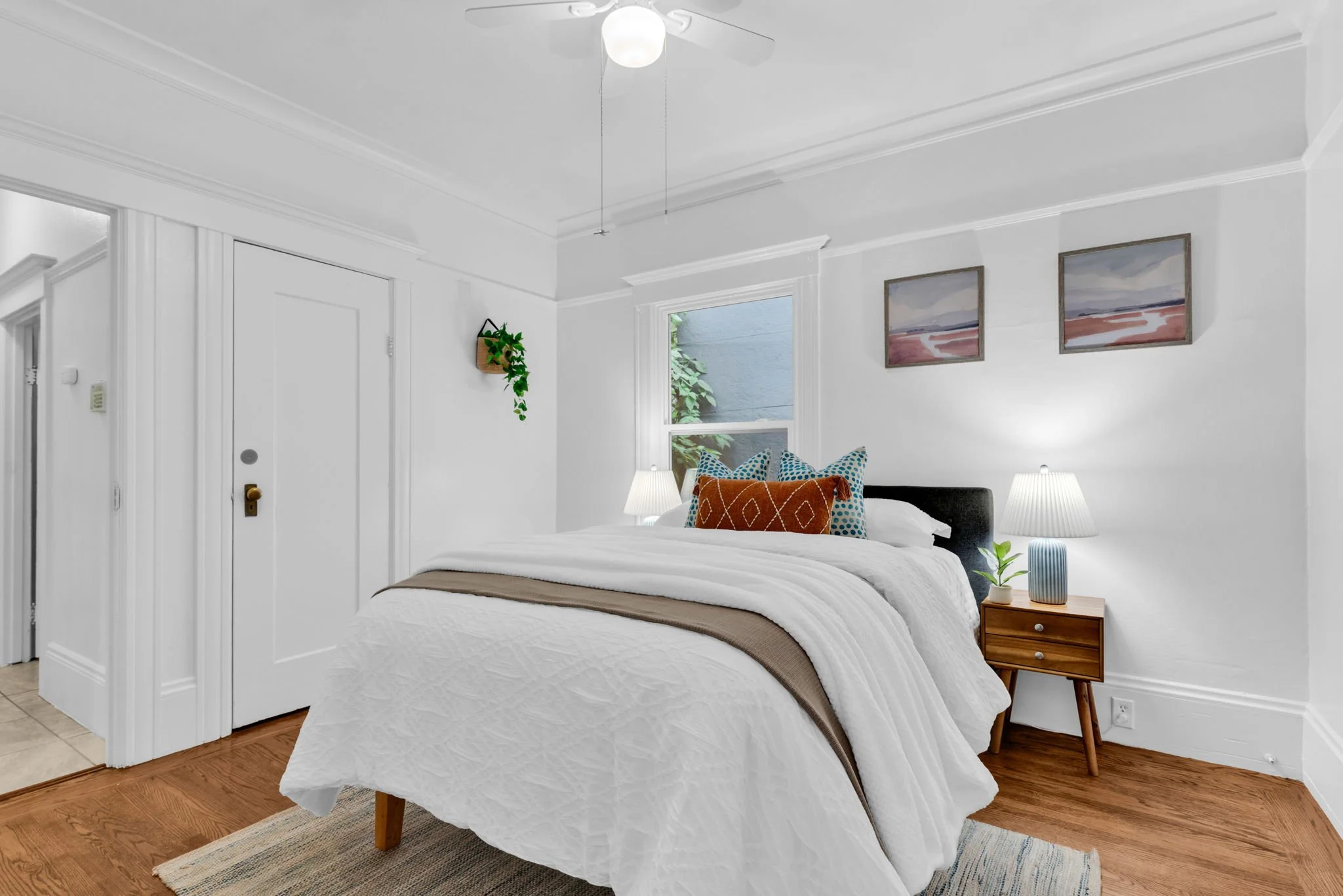 1034 E 21st St, Oakland, CA 94606