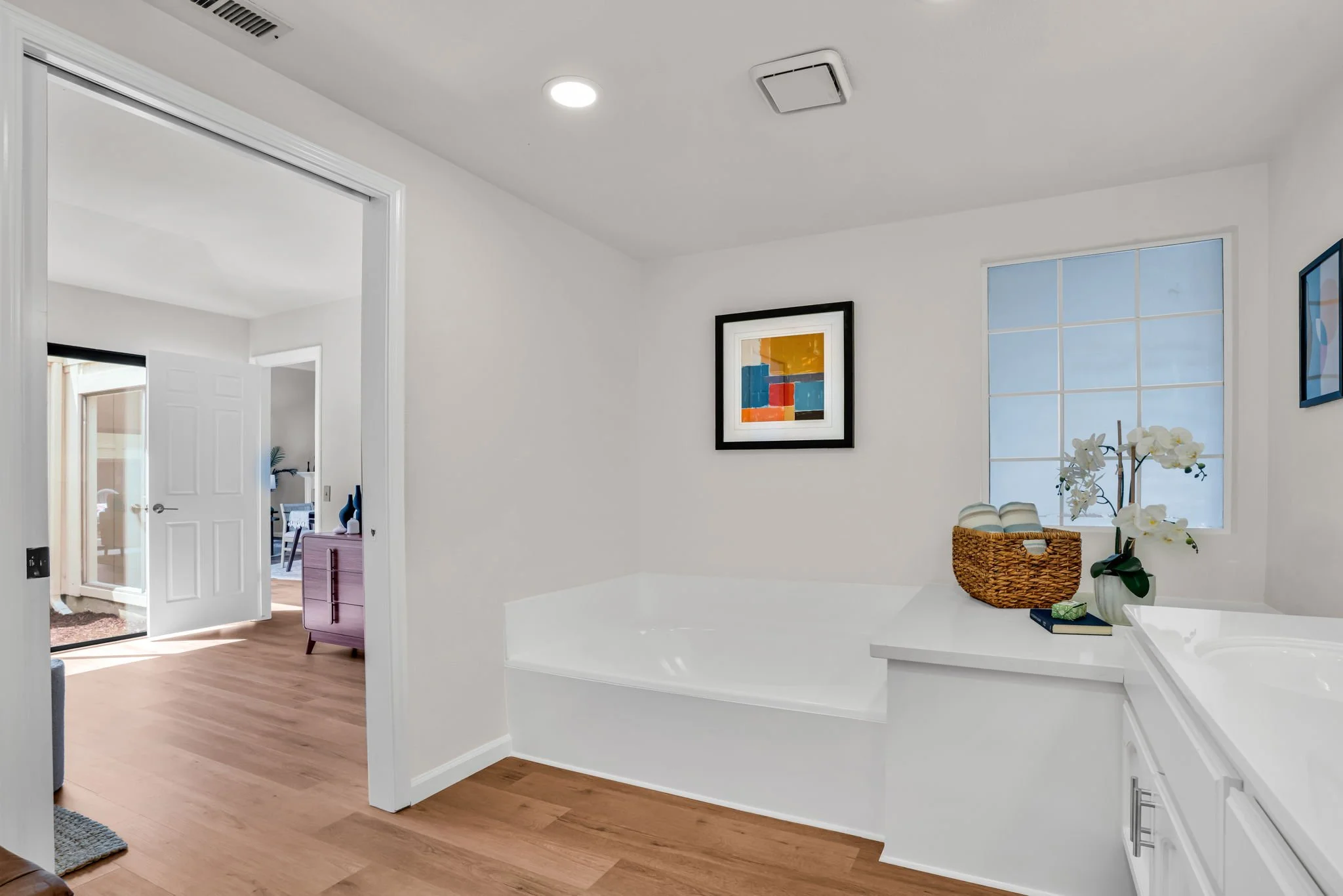121 Brighton Rd, Alameda, CA 94502