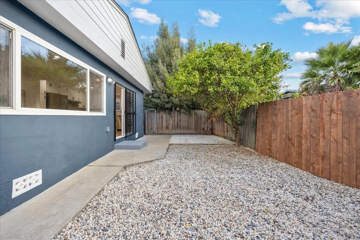 3829 Brookdale Ave, Oakland, CA 94619