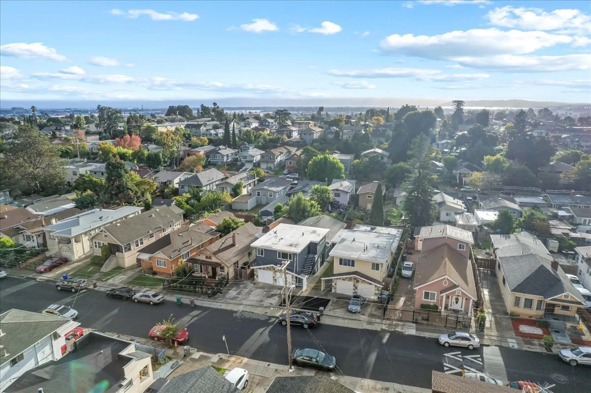 3829 Brookdale Ave, Oakland, CA 94619