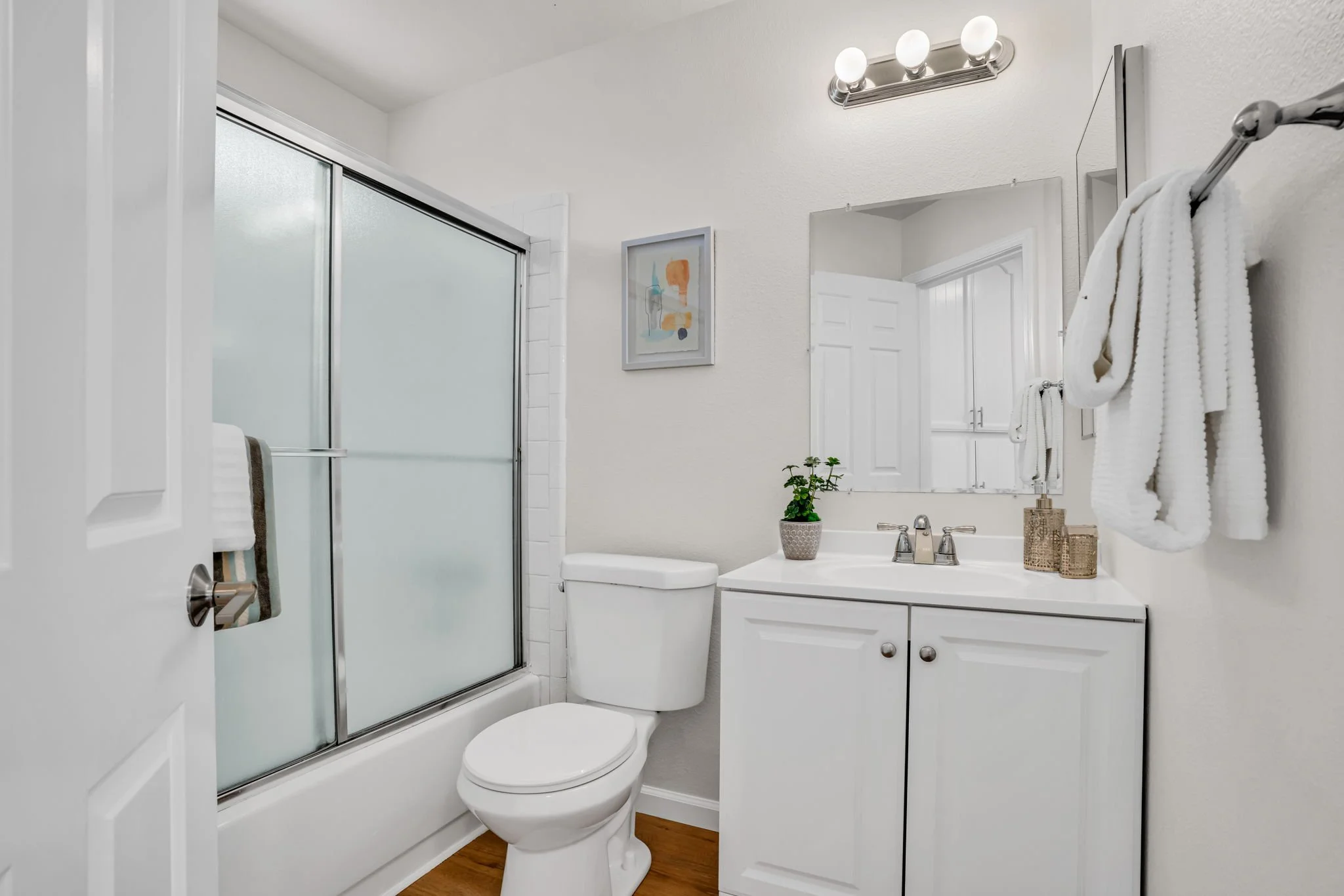 121 Brighton Rd, Alameda, CA 94502