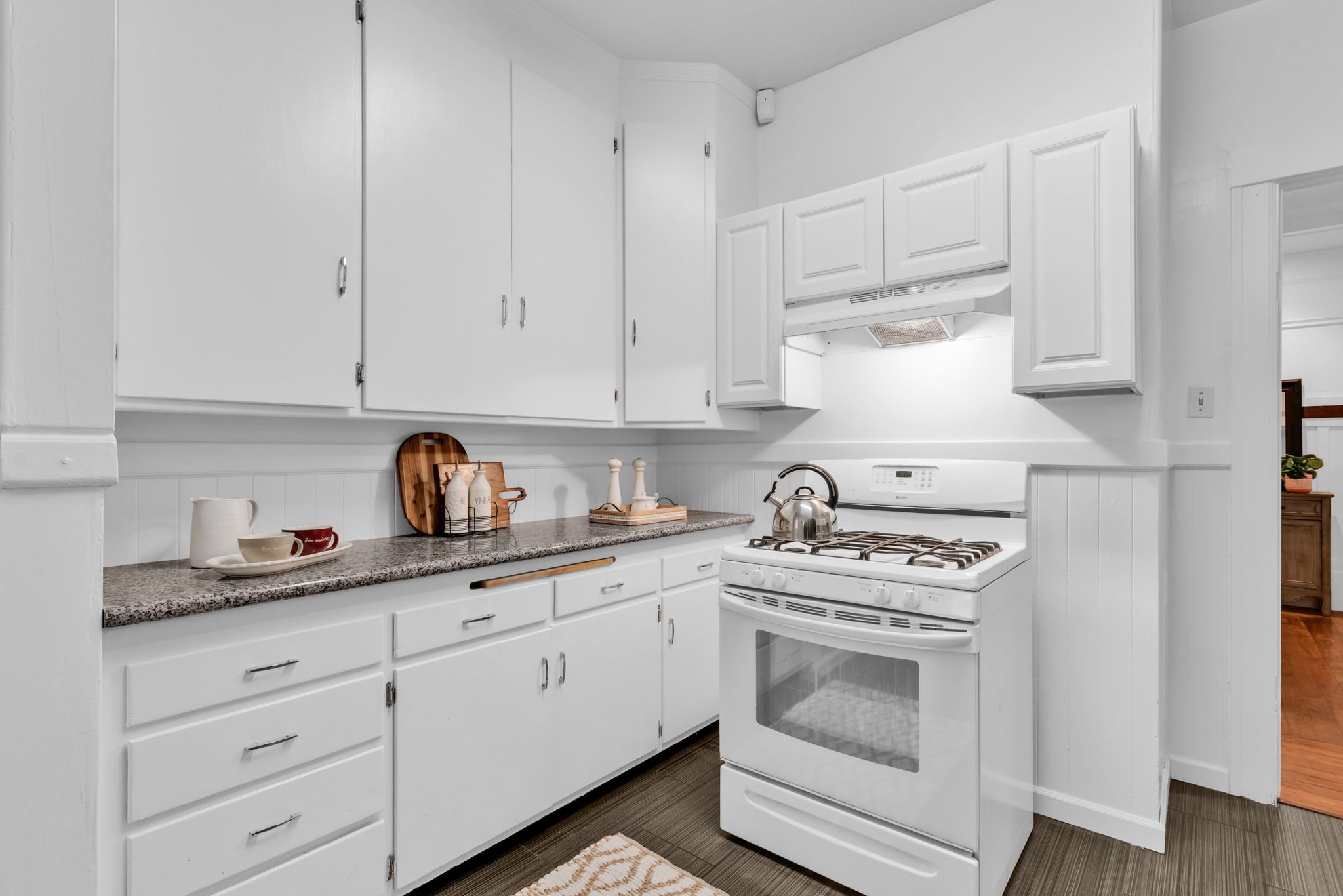 1034 E 21st St, Oakland, CA 94606