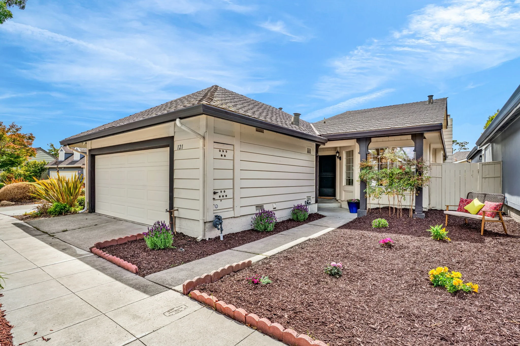 121 Brighton Rd, Alameda, CA 94502