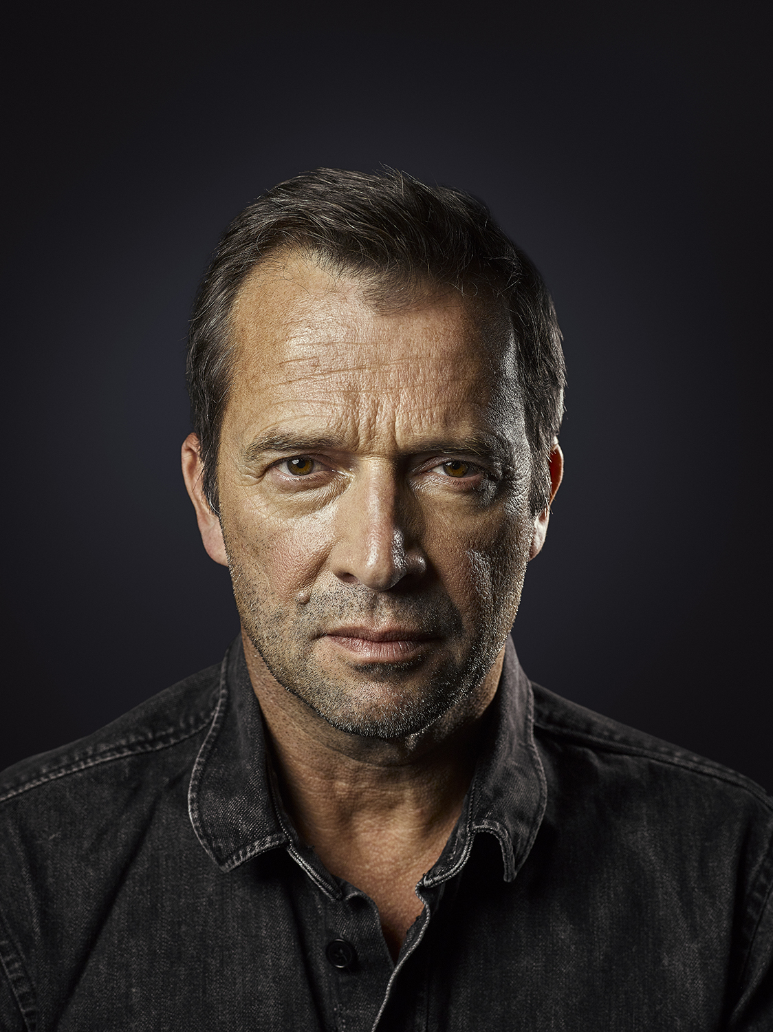 Actor James Purefoy Portrait Sitting (Rory Lewis Photographer)