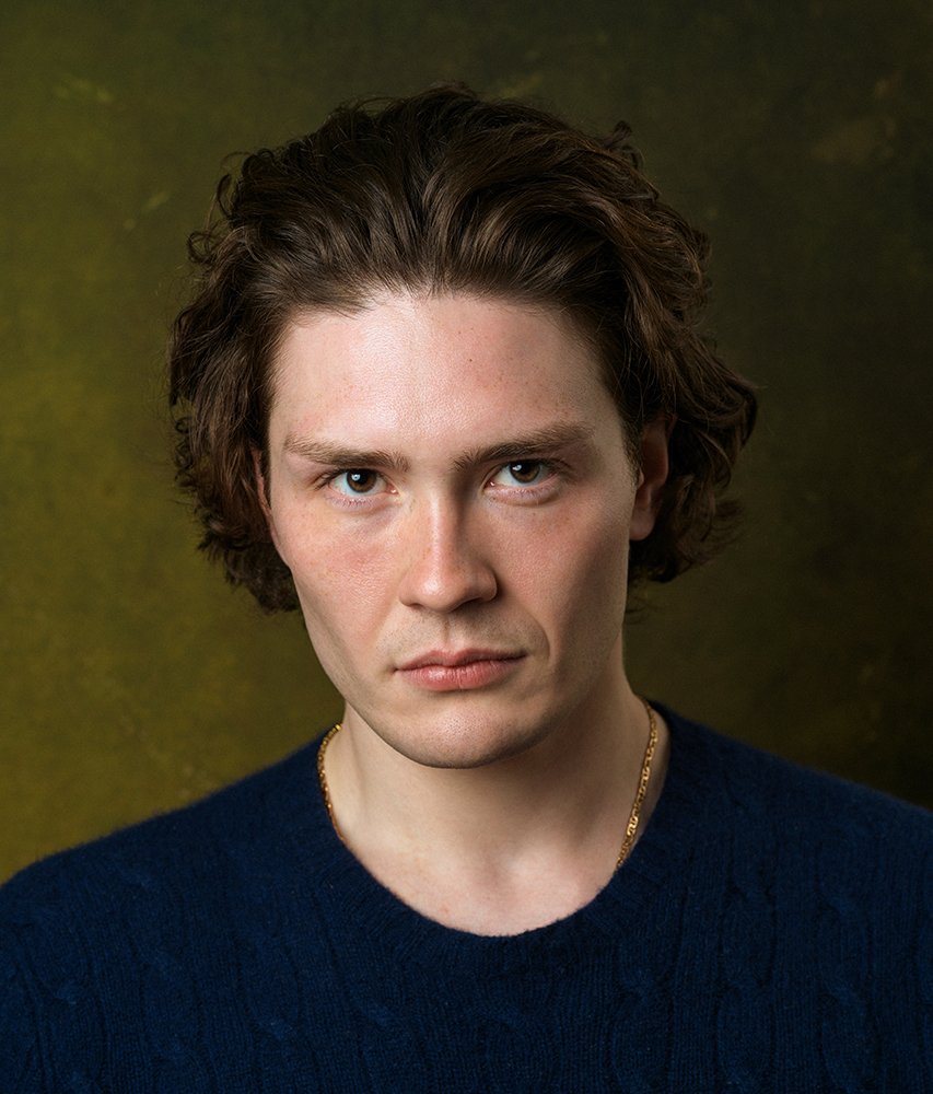 Actors Headshots London Rory Lewis Photographer Based in London with studio close to Kings Cross Station. 