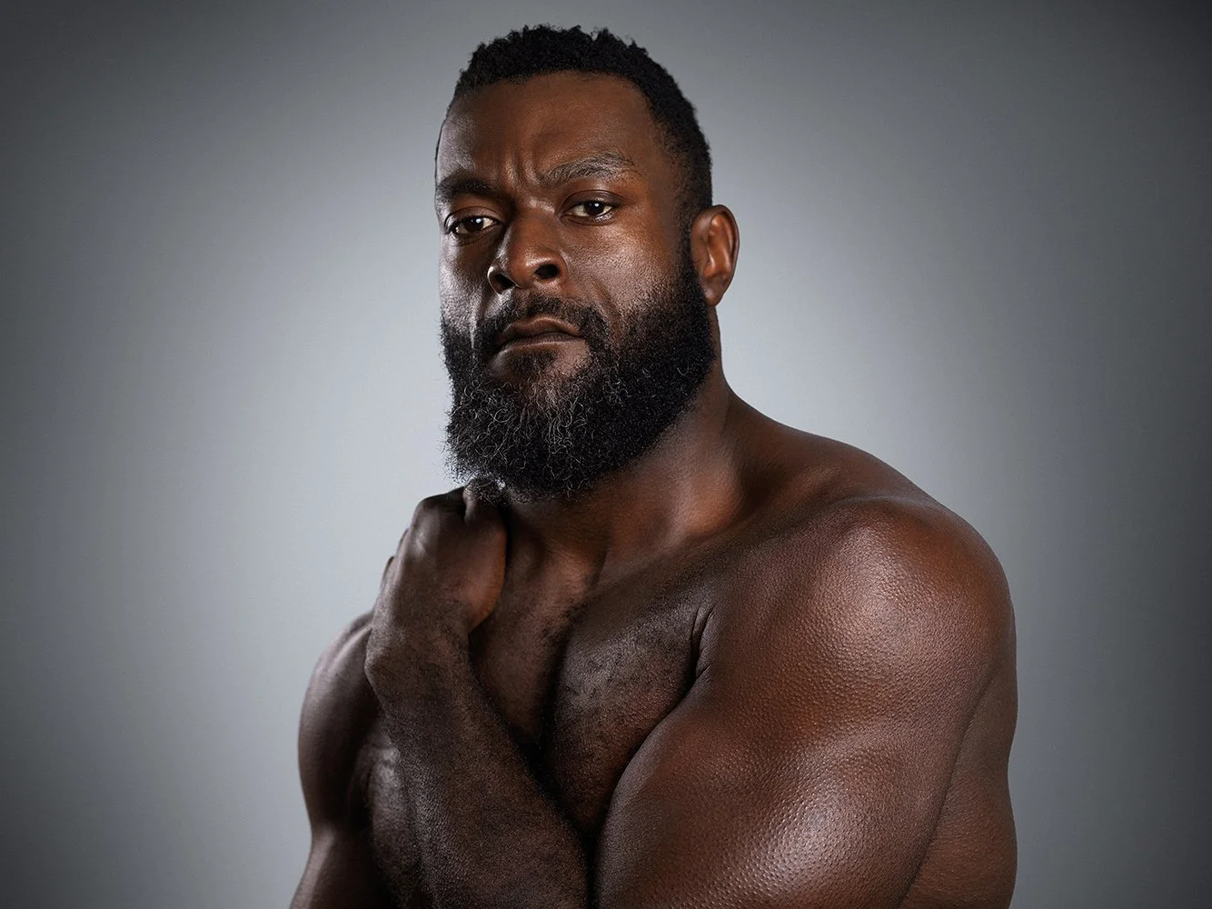  African American actors have made a significant contribution to the history of film and television. From Sidney Poitier, a trailblazer in the 1960s, to Denzel Washington, a two-time Academy Award winner, and Viola Davis, the first African American a