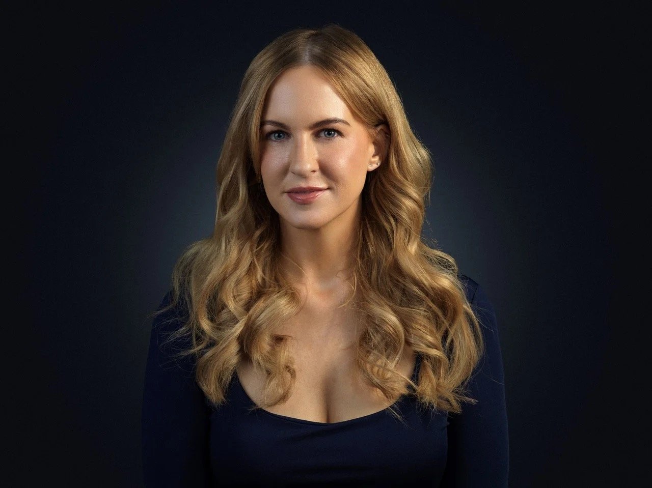  This gallery features cinematic  headshots and portrait photography near Chinatown, Los Angeles , created by internationally recognized portrait photographer  Rory Lewis . Known for his dramatic lighting inspired by the Old Masters, Rory produces po