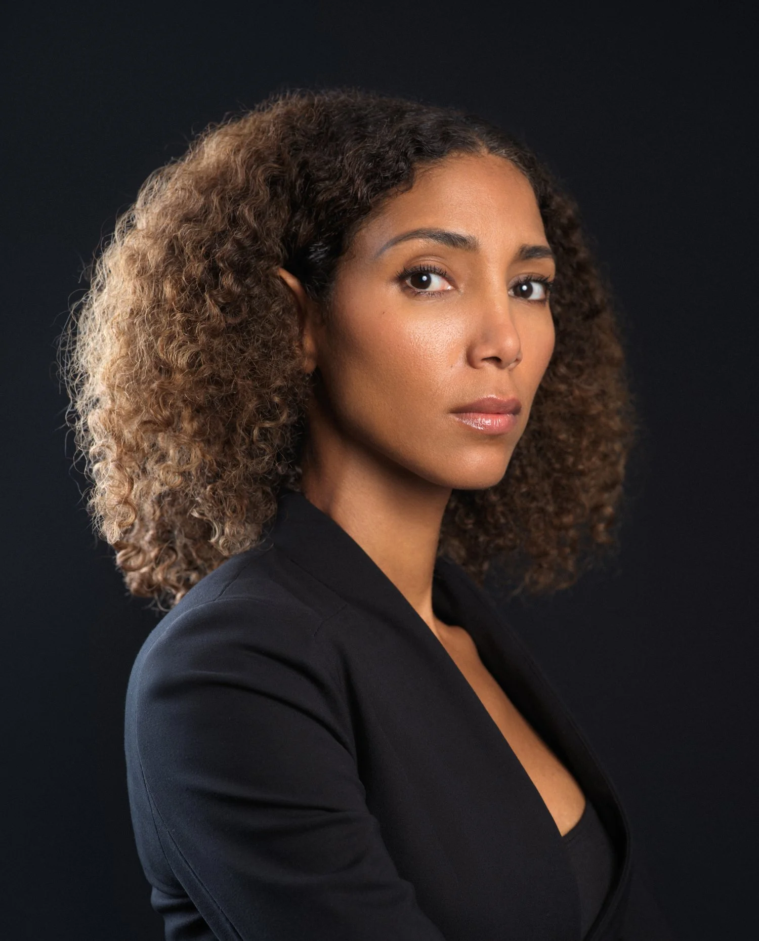  Trusted by cinematic icons like  Sir Patrick Stewart , this image serves as the benchmark for   Hollywood    Actor Headshots . As a photographer featured in the  National Portrait Gallery , Rory Lewis utilizes dramatic, high-contrast lighting to cap