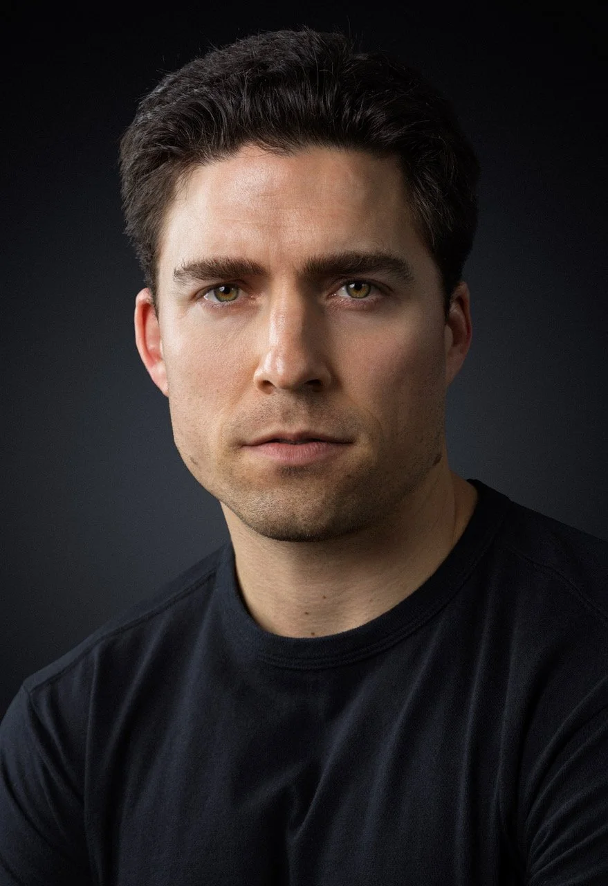  Manhattan  Headshots | Rory L ewis Photographic Studio NYC  Breaking the mold of  the "sta ndard" NYC portrait. Whether you are a Broadway veteran or a C-Suite executive, I provide character-driven imagery that commands attention in the world’s most