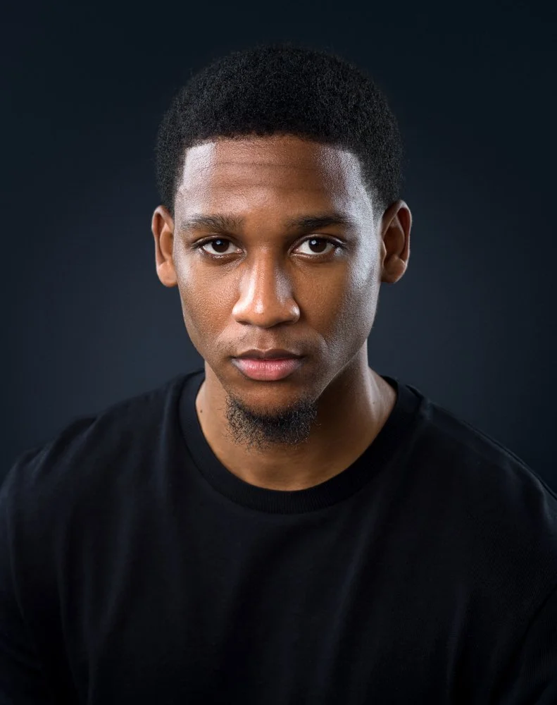  Manhattan  Headshots | Rory L ewis Photographic Studio NYC  Breaking the mold of  the "sta ndard" NYC portrait. Whether you are a Broadway veteran or a C-Suite executive, I provide character-driven imagery that commands attention in the world’s most