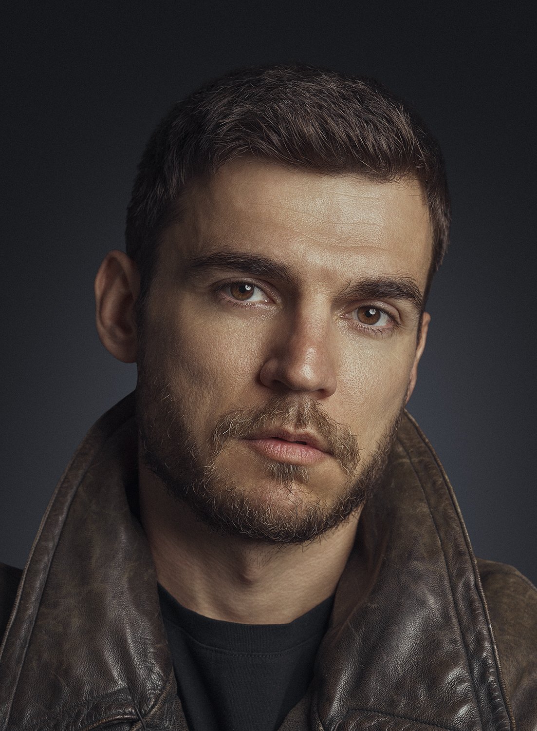 Kiko Macan: New Headshots at the Los Angeles Studio