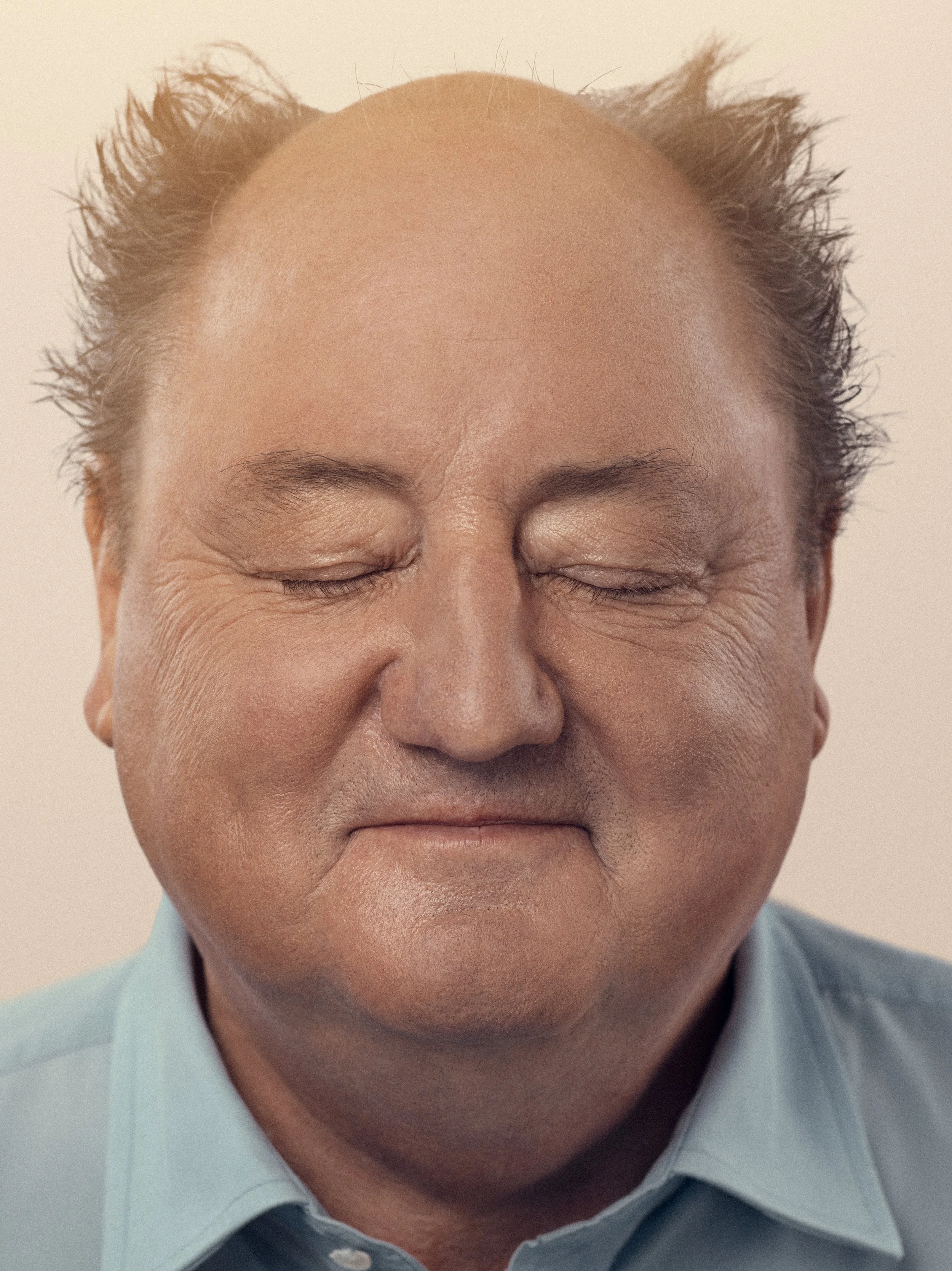 Capturing the Portrait of Lord Monson for His Memoir Cover