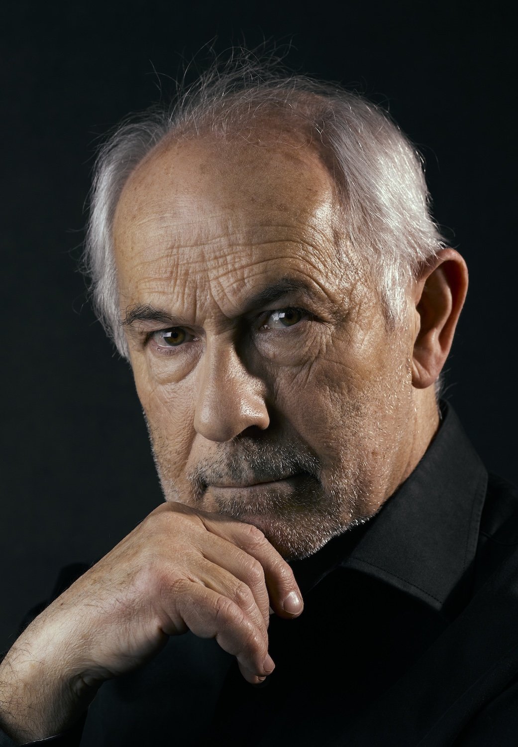 Nicholas Woodeson— Portrait Sitting, London