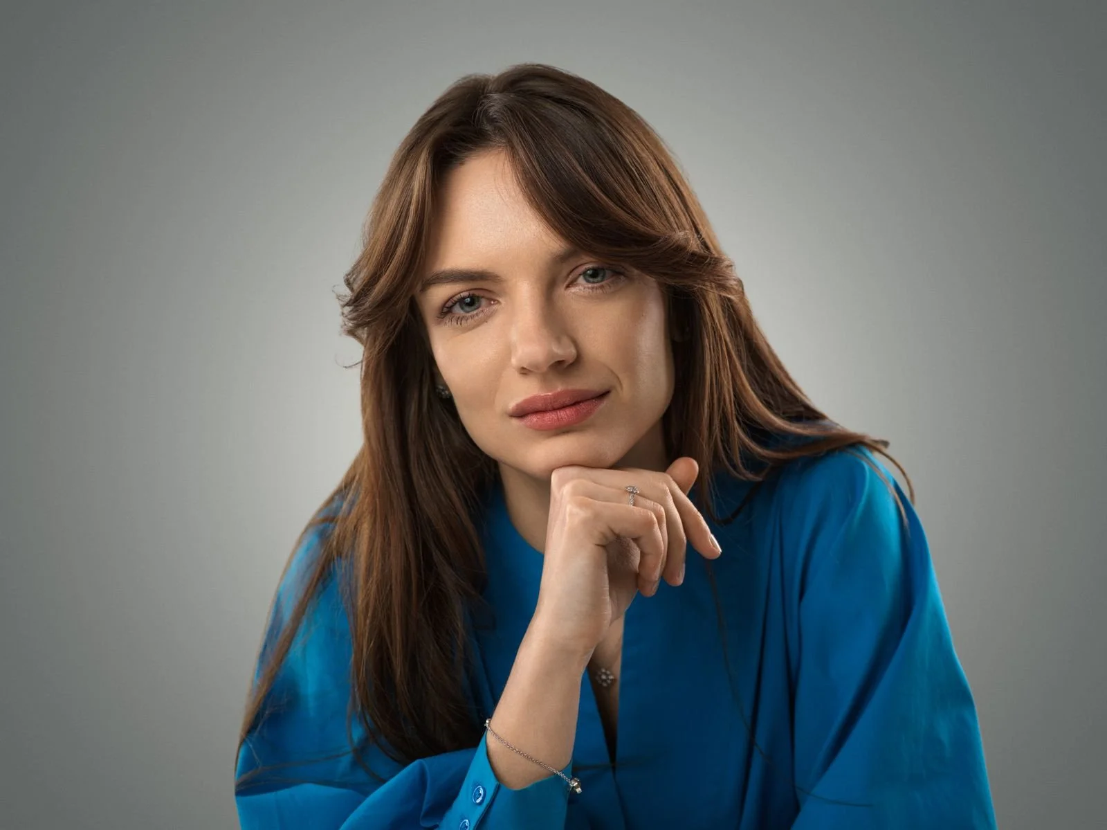 Capturing Ana Emdin — A London Studio Portrait Session