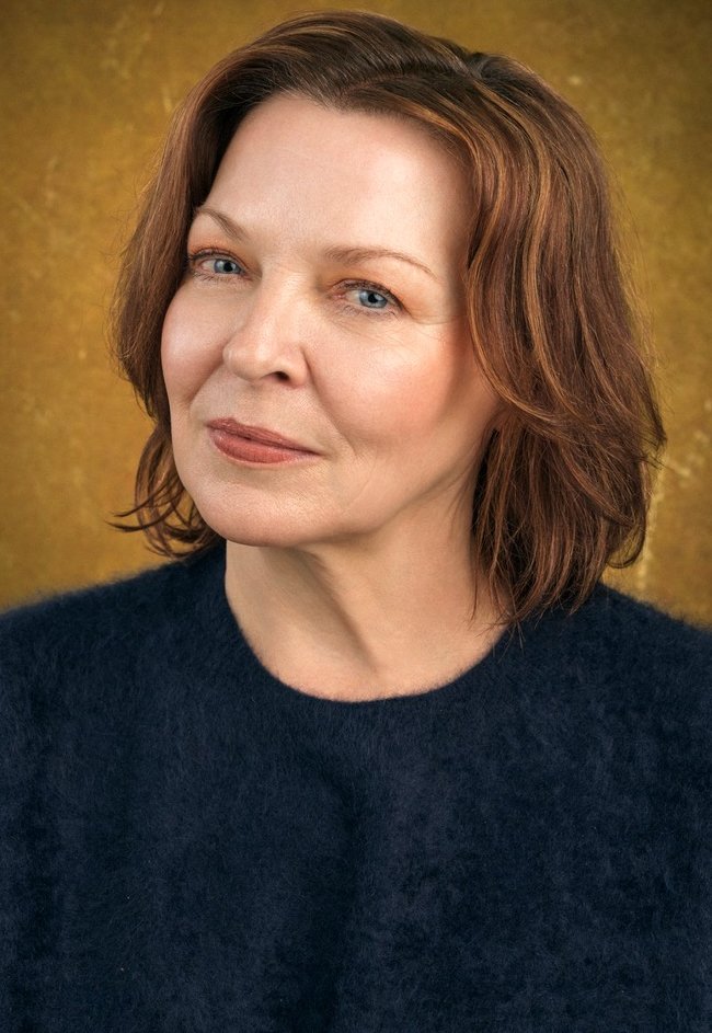 The Art of the Narrative: Capturing the Actor’s Presence in London