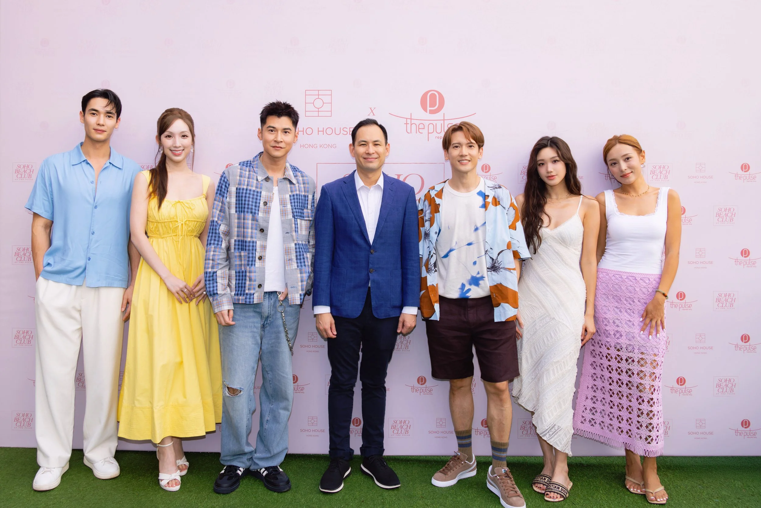 英皇集團副主席楊政龍聯同英皇娛樂眾星搶先預覽 Soho Beach Club at The Pulse.jpg