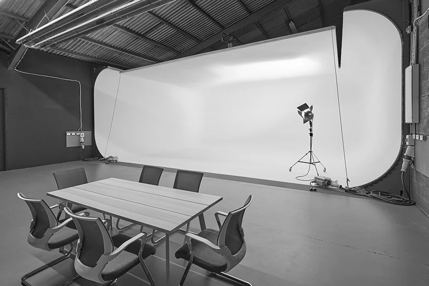  Moorland Studios photography studio white room infinity cove wrap around cove 