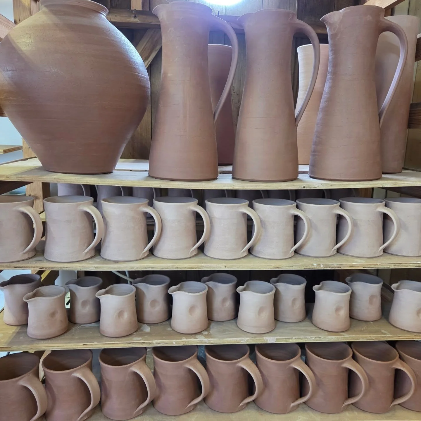 Plenty of pot making going on here 😉

#potterylife #potsforhome #pots #potteryshop #pottery #studiopots #studiopottery  #madeincornwall #madebyhand #makers #handmadeuk #handcrafted #handmadegifts #handmadepottery #handmadeincornwall #claylove #buyce