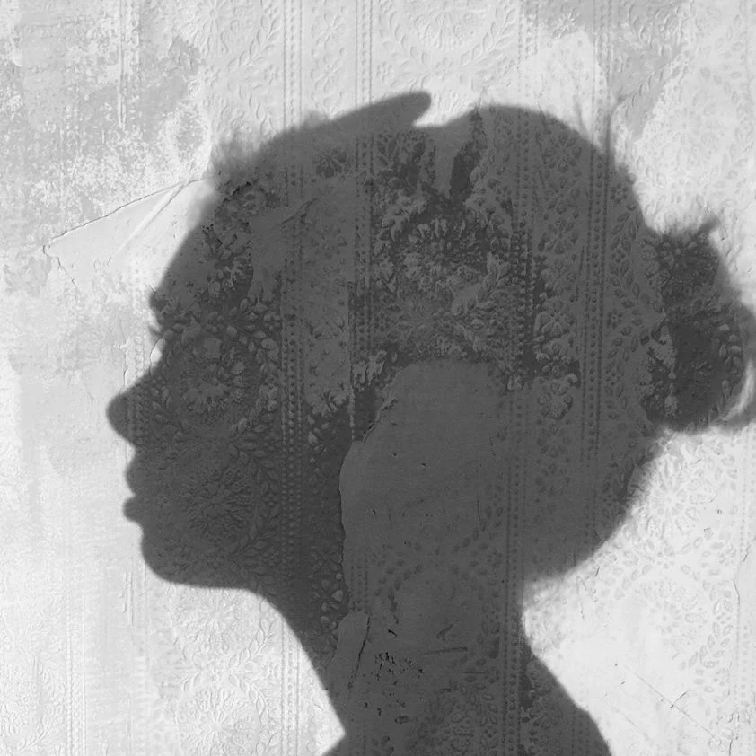 23319315_10155800309883598_7092987857060954387_n(1)bw.jpg