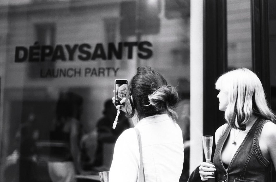 Some film shots to look back at the big day ! 

Shot on Pentax K1000 camera with Ilford SFX 200 film | By @zz.worldwide 
.
.
.
.
.
#depaysants #launchparty #popupgallery #blackandwhitefilm #popupgallery #emergingartists #emergingartistplatform
