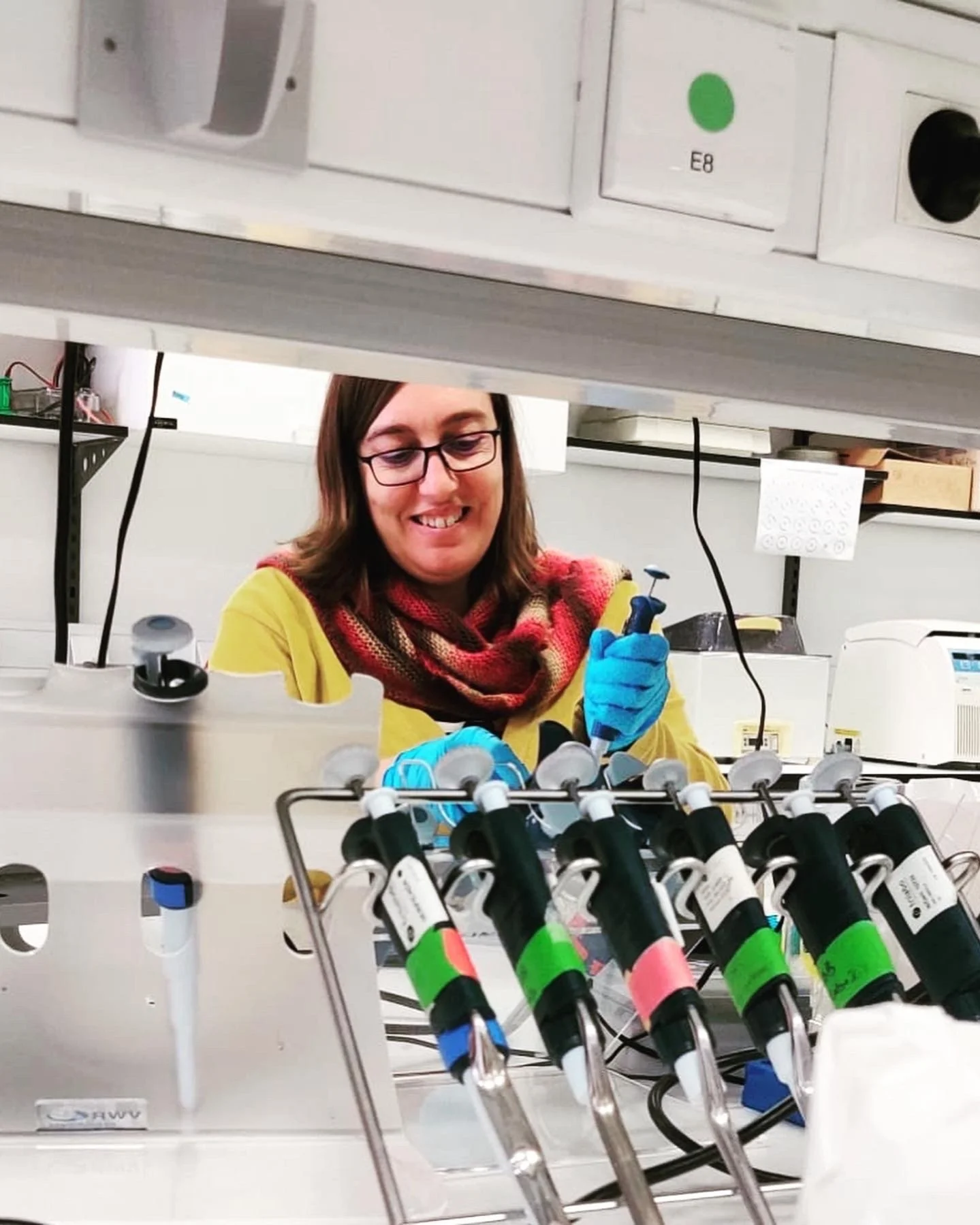 Dr. Cláudia Almeida