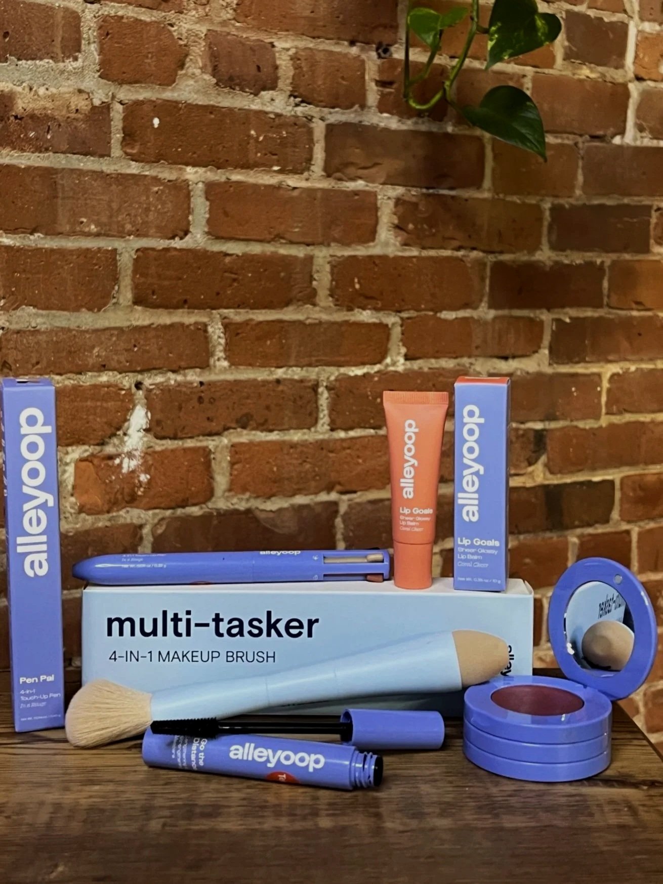 Alleyoop Beauty 
Alleyoop Beauty simplifies makeup routines with multitasking, travel-friendly products designed for real life. This line makes professional results quick, easy, and approachable. Perfect for clients learning makeup techniques or want