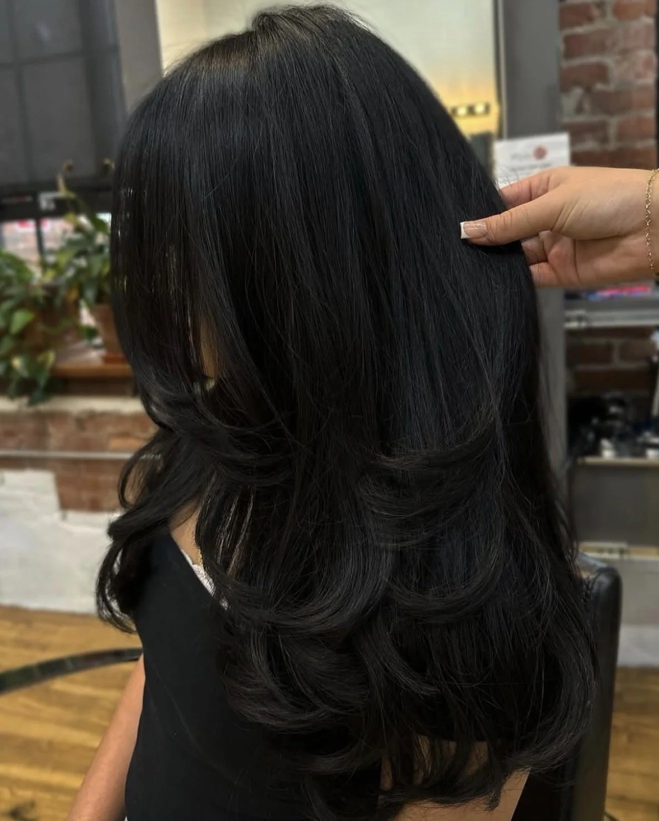 brunette layered haircut