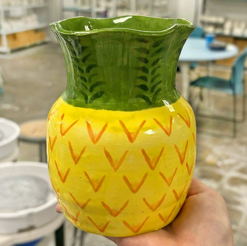 pineapple vase.jpeg (Copy)