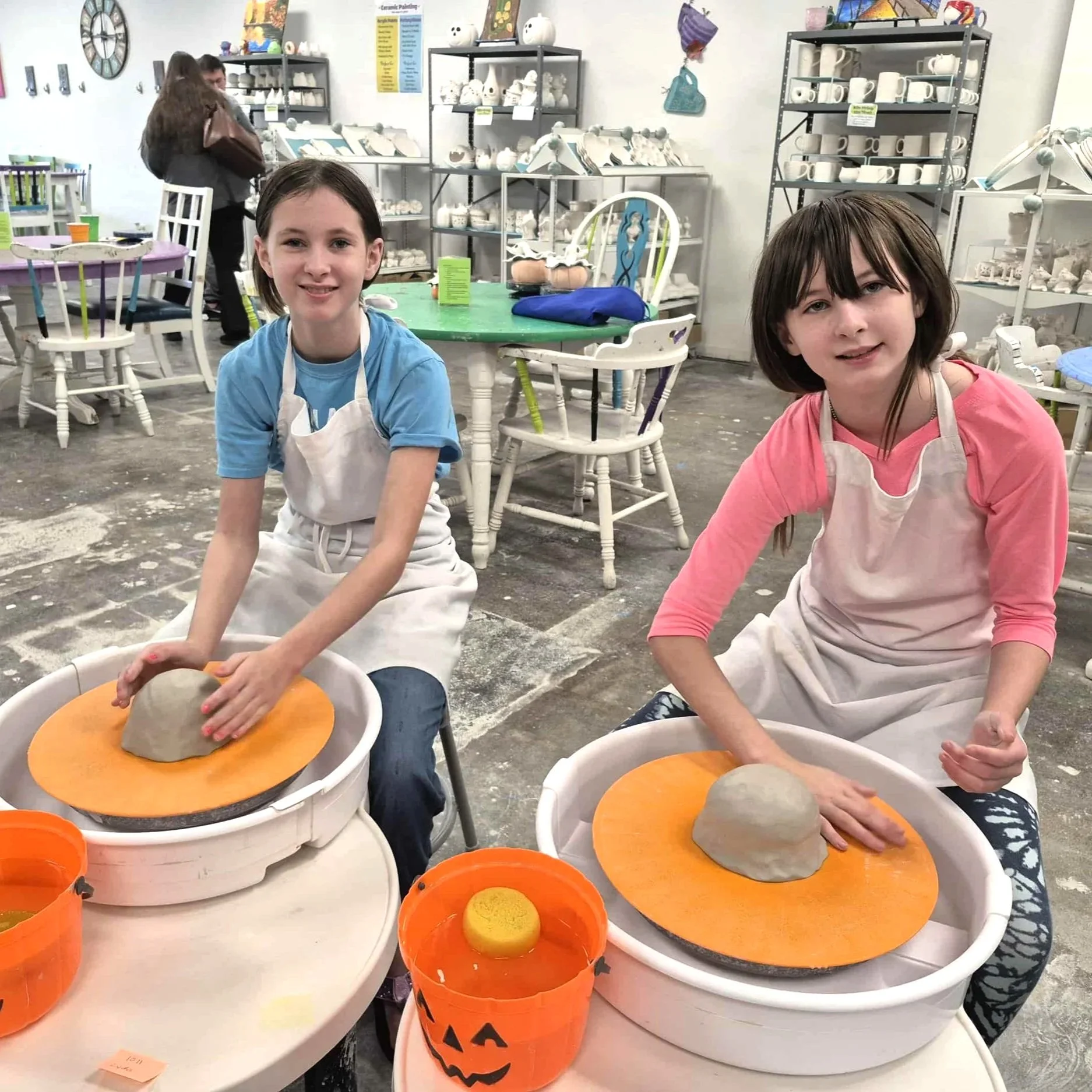 1 Hour Pottery Wheel Workshop, Fri. 11/14, 7-8pm