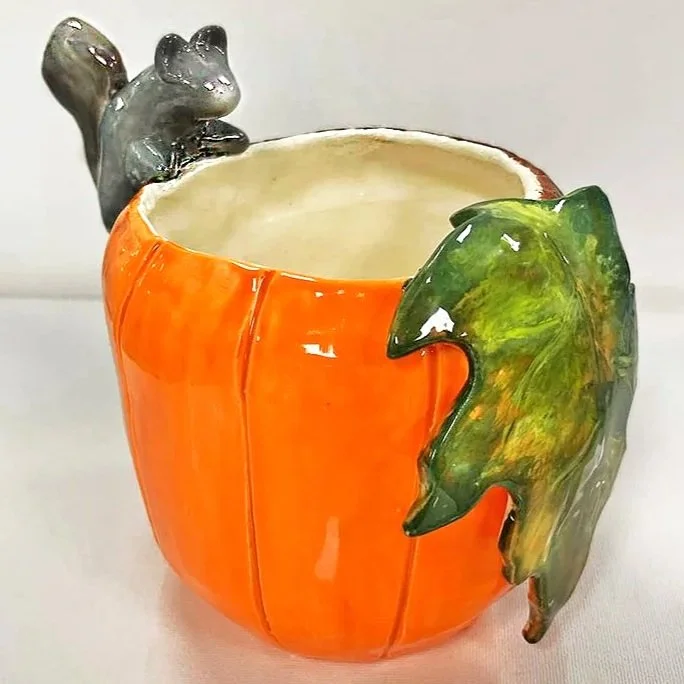 squirrel+planter+pumpkin.jpg