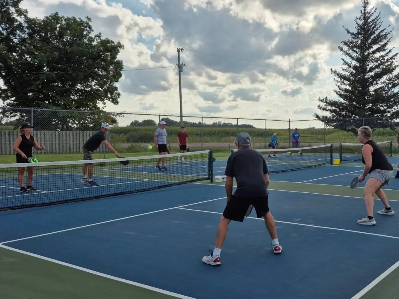 Pickleball at 320 Brewing