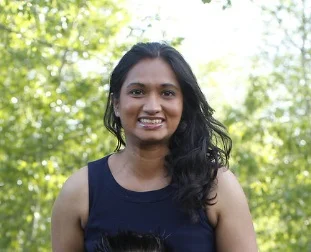 Shivangi%2Bheadshot_2.jpg