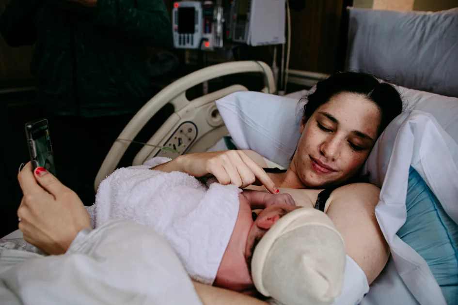 Jacksonville Birth Photographer- A Deployment Time Hospital Birth