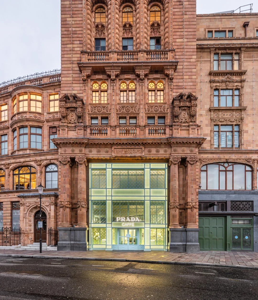 PradaCafféHarrods_©StudioVF17 (2).jpg