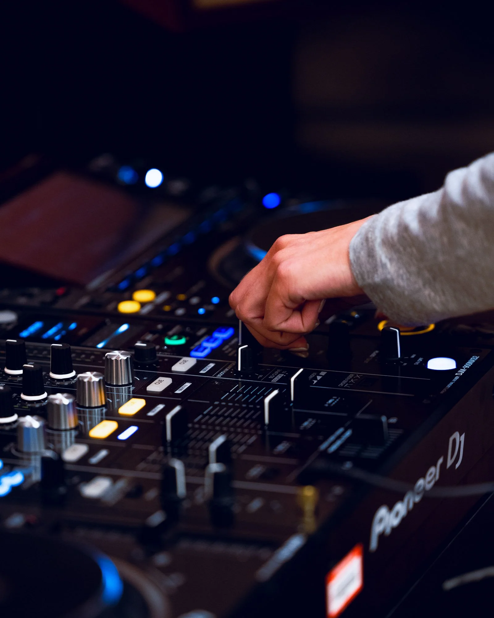 MIU MIU - Select Amelia Gray (33).jpg